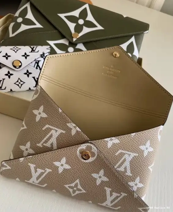 Aaa replica ru POCHETTE LOUIS KIRIGAMI VUITTON 0611